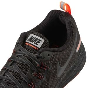 nike shield zoom winflo 4